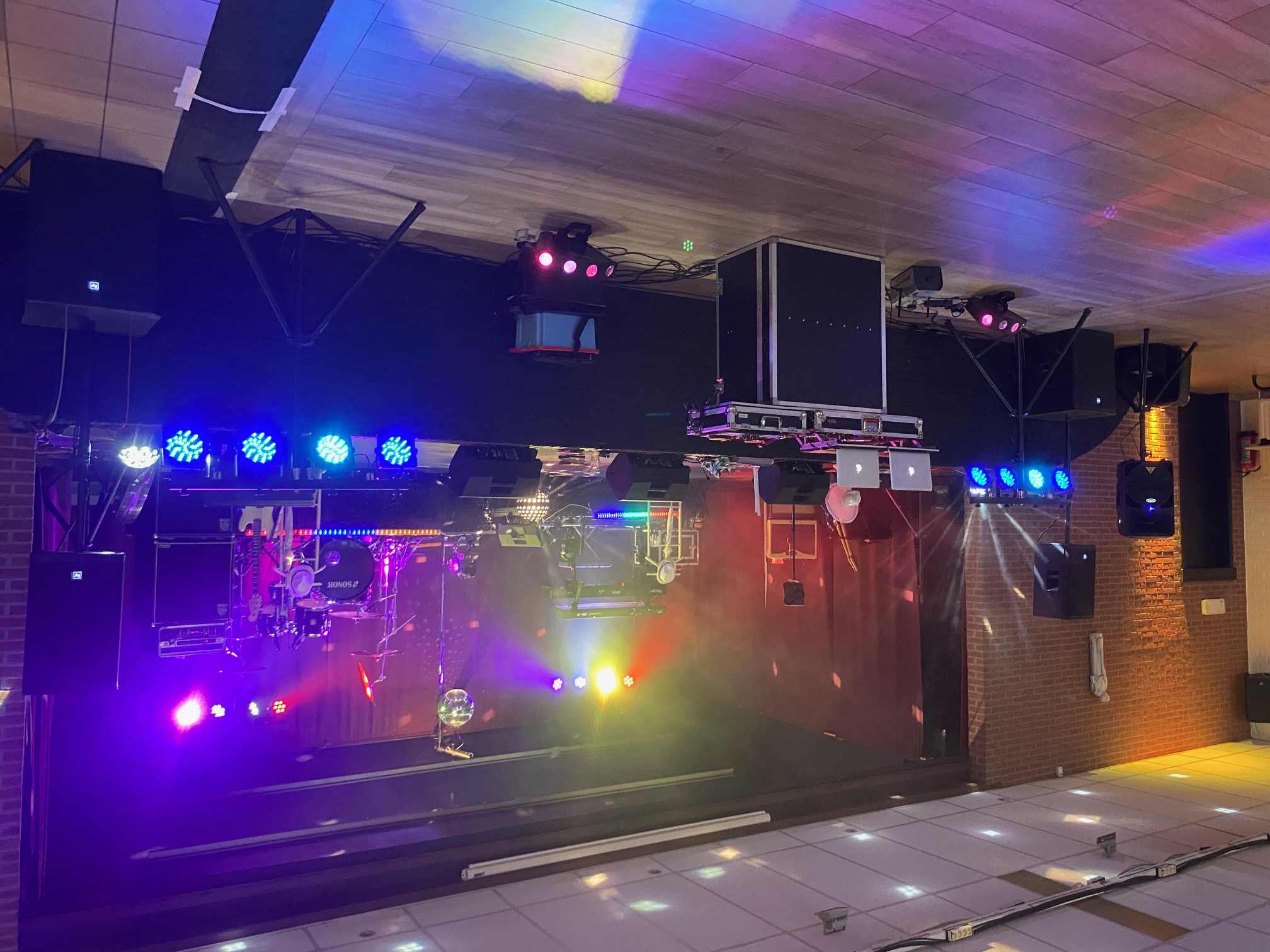 clowns Oostmalle | KUXX Entertain
